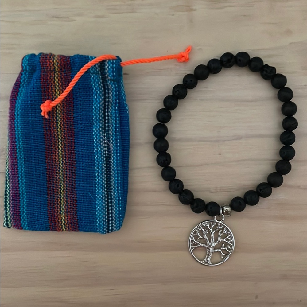 LAVA BEAD stretch bracelet with tree charm, use with essential oils NWT
